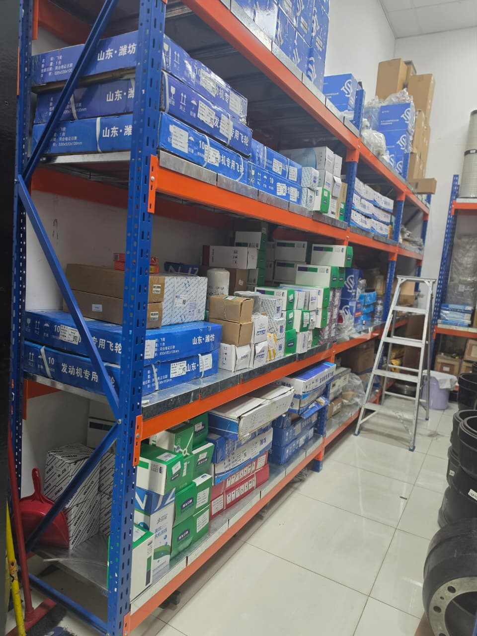 Strong Lift Parts — fully stocked warehouse, Musaffah Abu Dhabi
